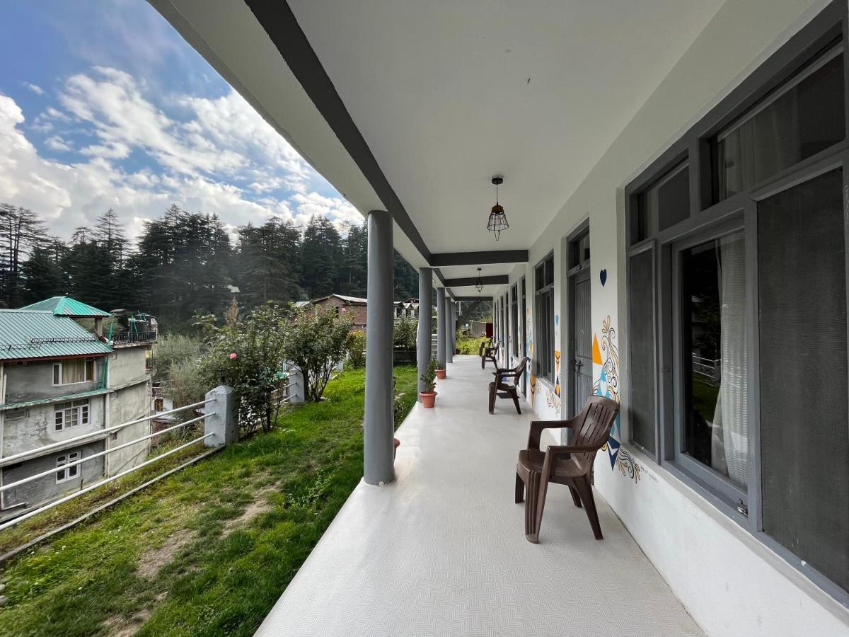Young Monk Hostel & Cafe Old Manali Eksteriør billede